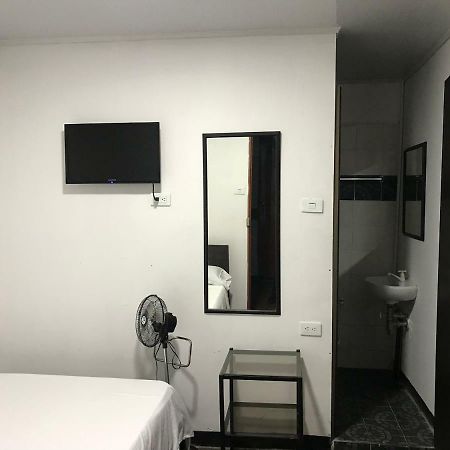 Residencias La Marquesa 2 Манисалес Экстерьер фото
